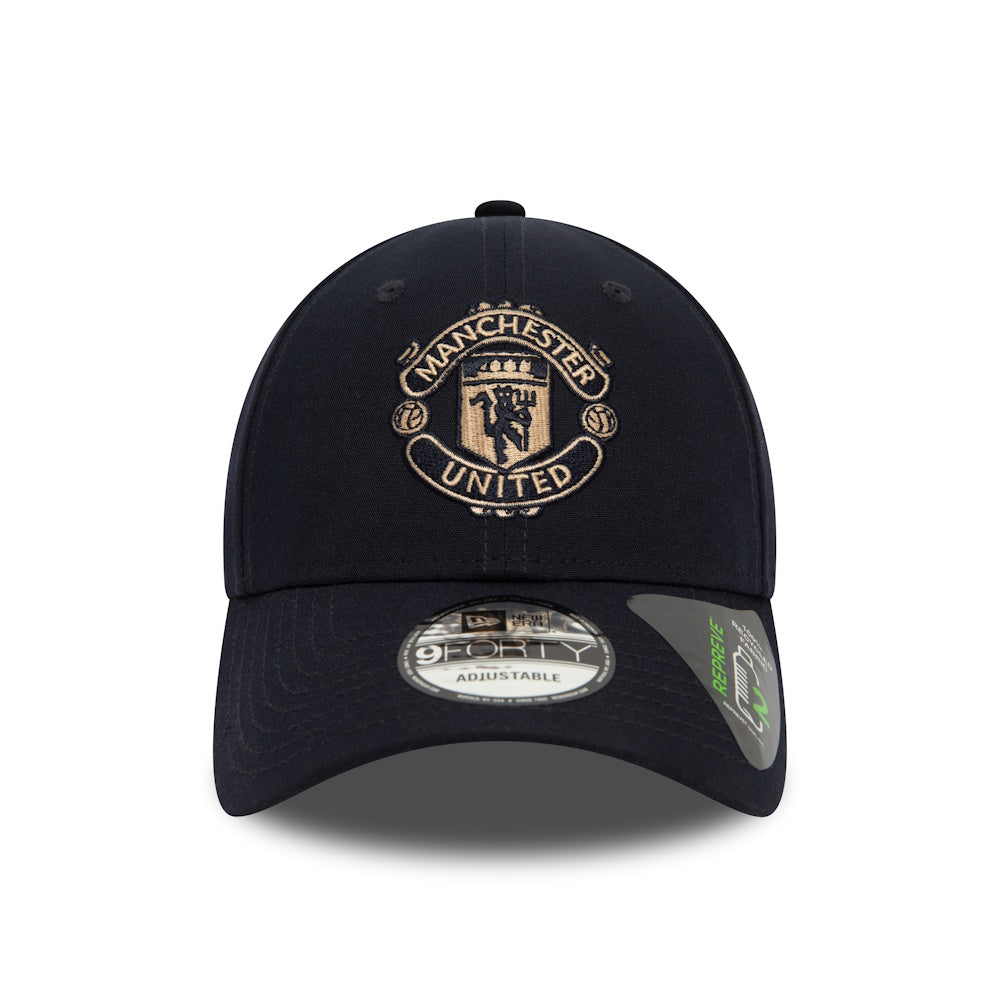 MANCHESTER UNITED - NEW ERA BLACK 9FORTY ADJUSTABLE HAT (IN STOCK FEB 2)