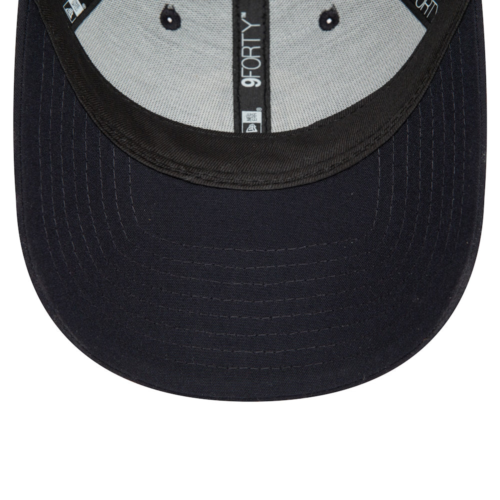 MANCHESTER UNITED - NEW ERA BLACK 9FORTY ADJUSTABLE HAT (IN STOCK FEB 2)
