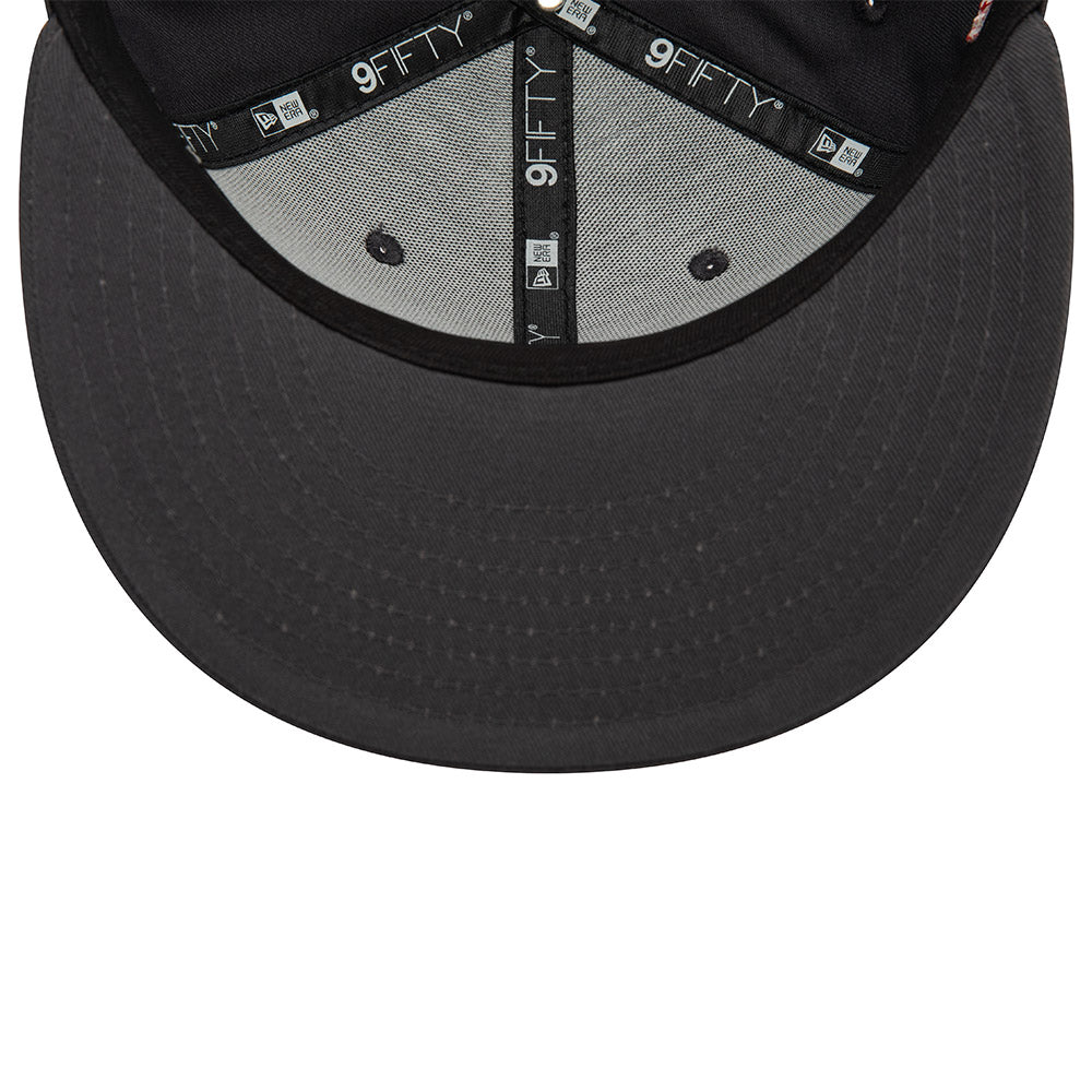 MANCHESTER UNITED – DARK GREY “OLD TRAFFORD” NEW ERA 9FIFTY CHAIN STITCH FLAT PEAK HAT