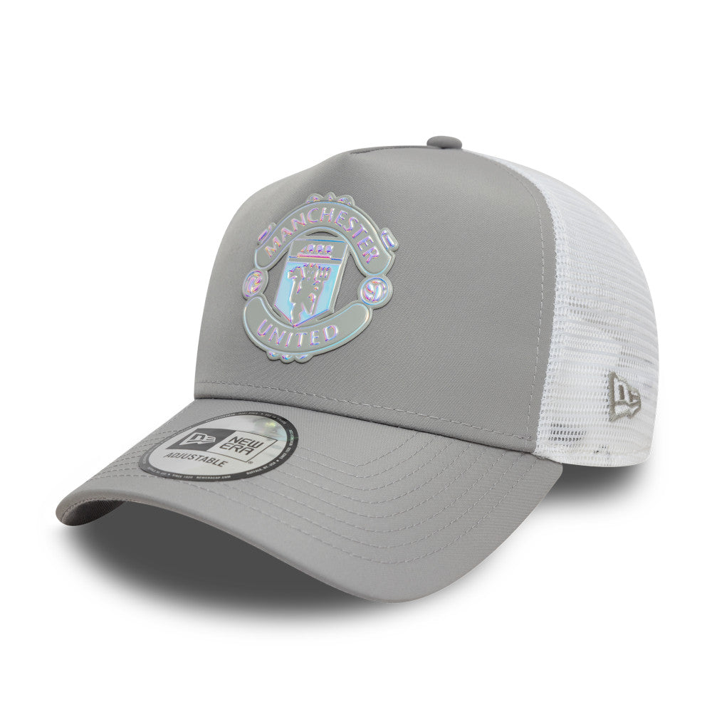 MANCHESTER UNITED - NEW ERA IRIDESCENT E-FRAME TRUCKER HAT