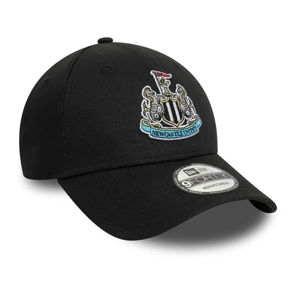 NEWCASTLE UNITED - NEW ERA 9TWENTY CLUB CREST ADJUSTABLE HAT