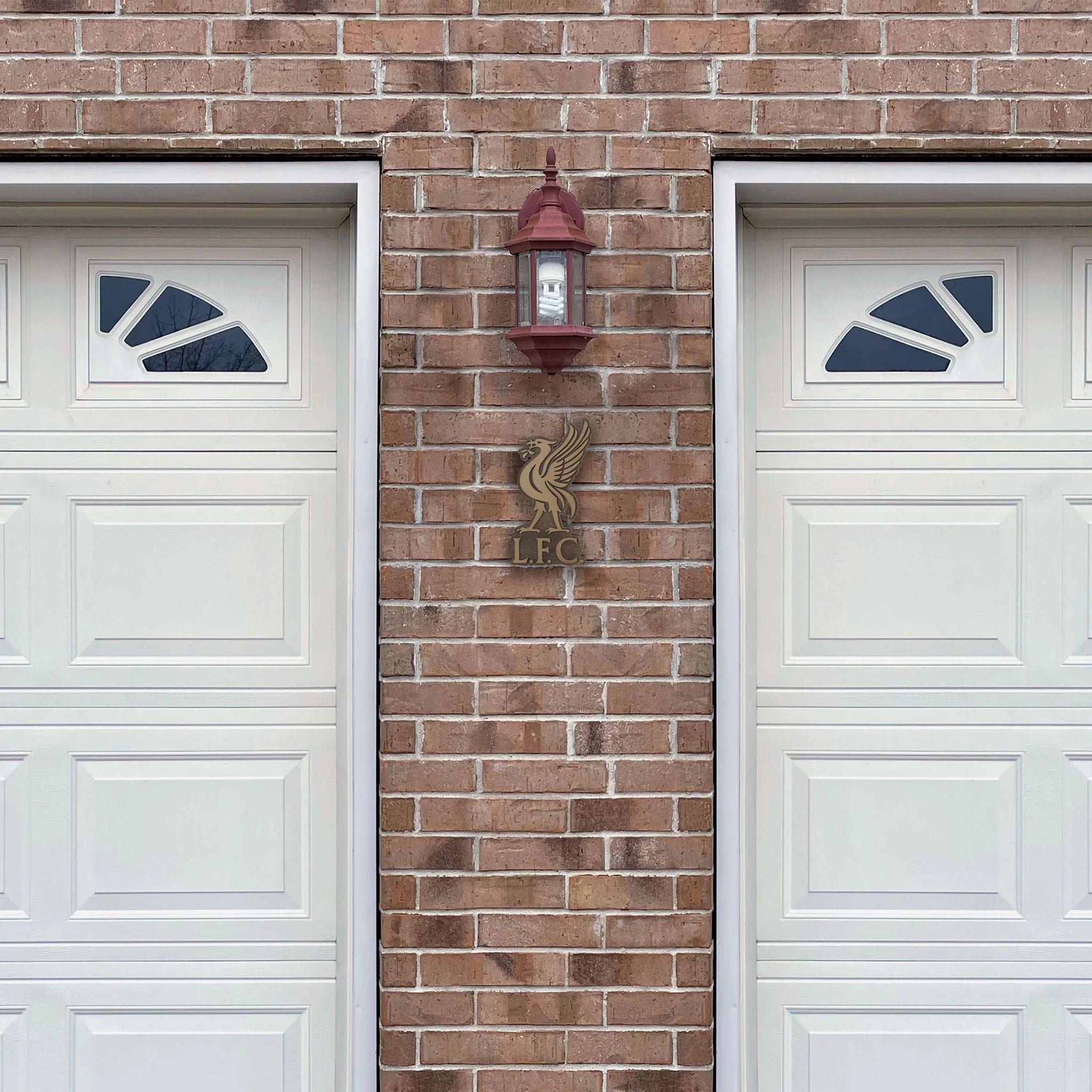 LIVERPOOL - BRONZE EFFECT WALL SIGN